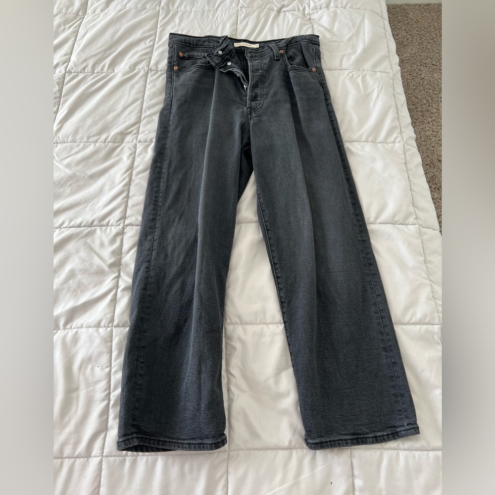 Women’s Levi’s rib cage straight ankle jeans